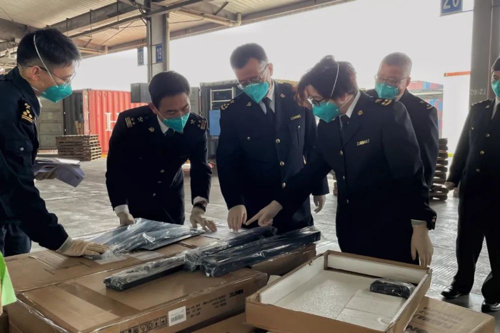 Cad é an staid trádála eachtrach reatha i Ningbo?