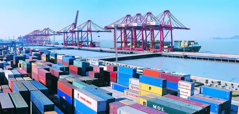 Taifead ard ar feadh dhá mhí as a chéile! Tá torthaí praiticiúla bainte amach ag gníomh speisialta calafoirt Ningbo chun trádáil trasteorann a chur chun cinn