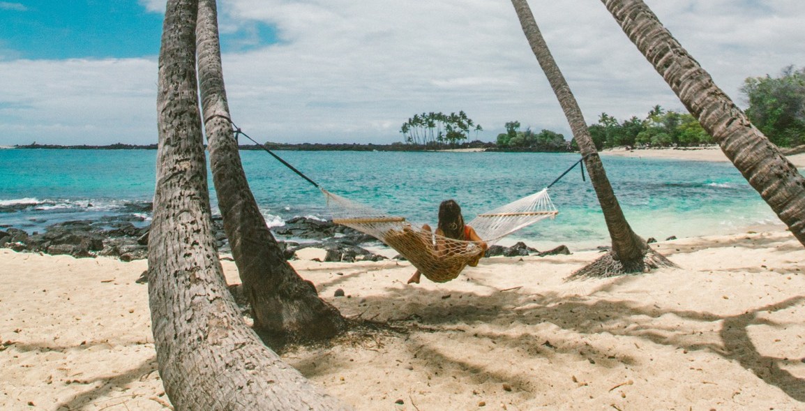 Cén fáth ar chóir duit Hammocks Barra Scaipthe a roghnú le haghaidh compord deiridh?